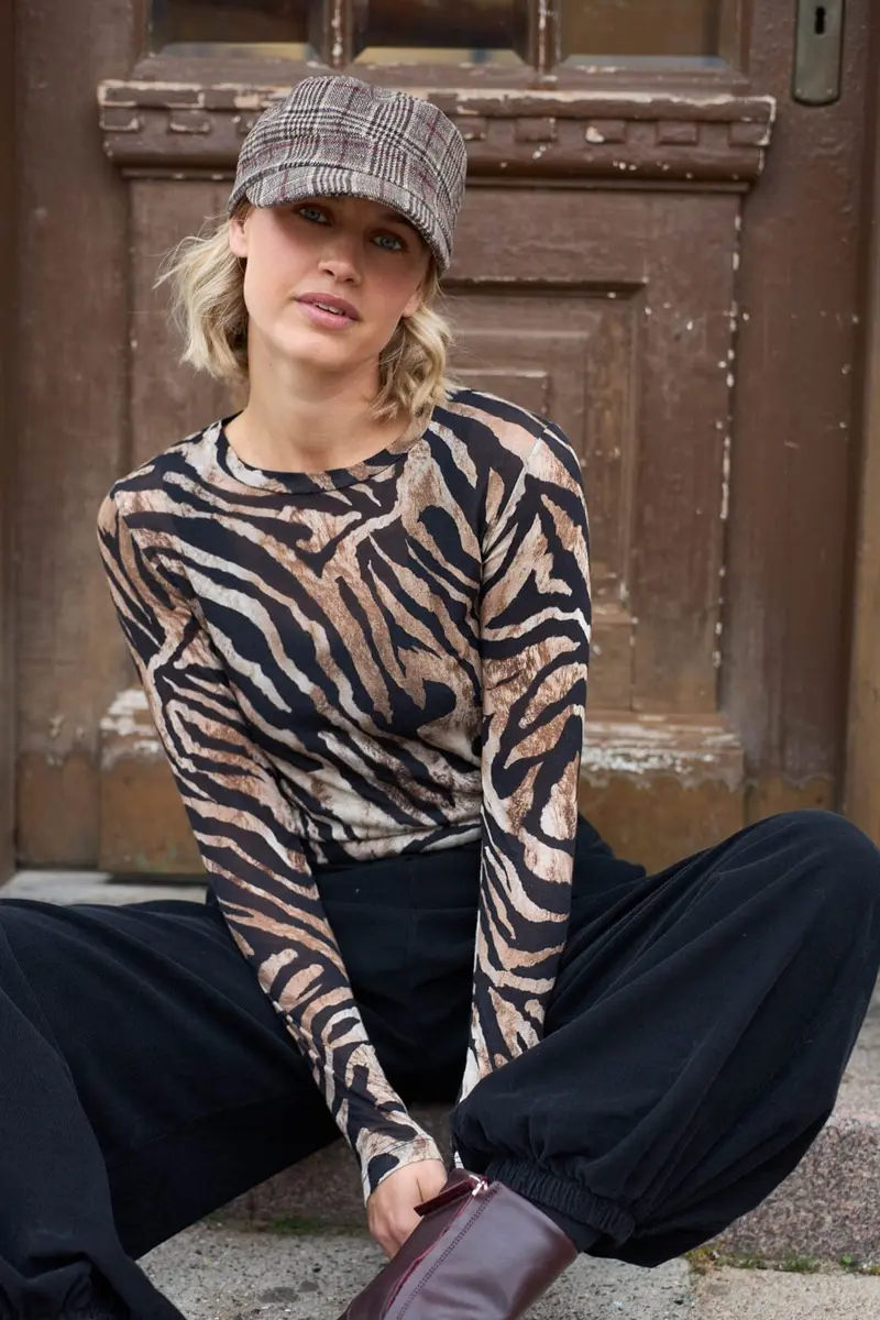 Black Colour - Bcalba Ls Tee 41260 - Shirts,Mesh & Basic Blouses - Zebra