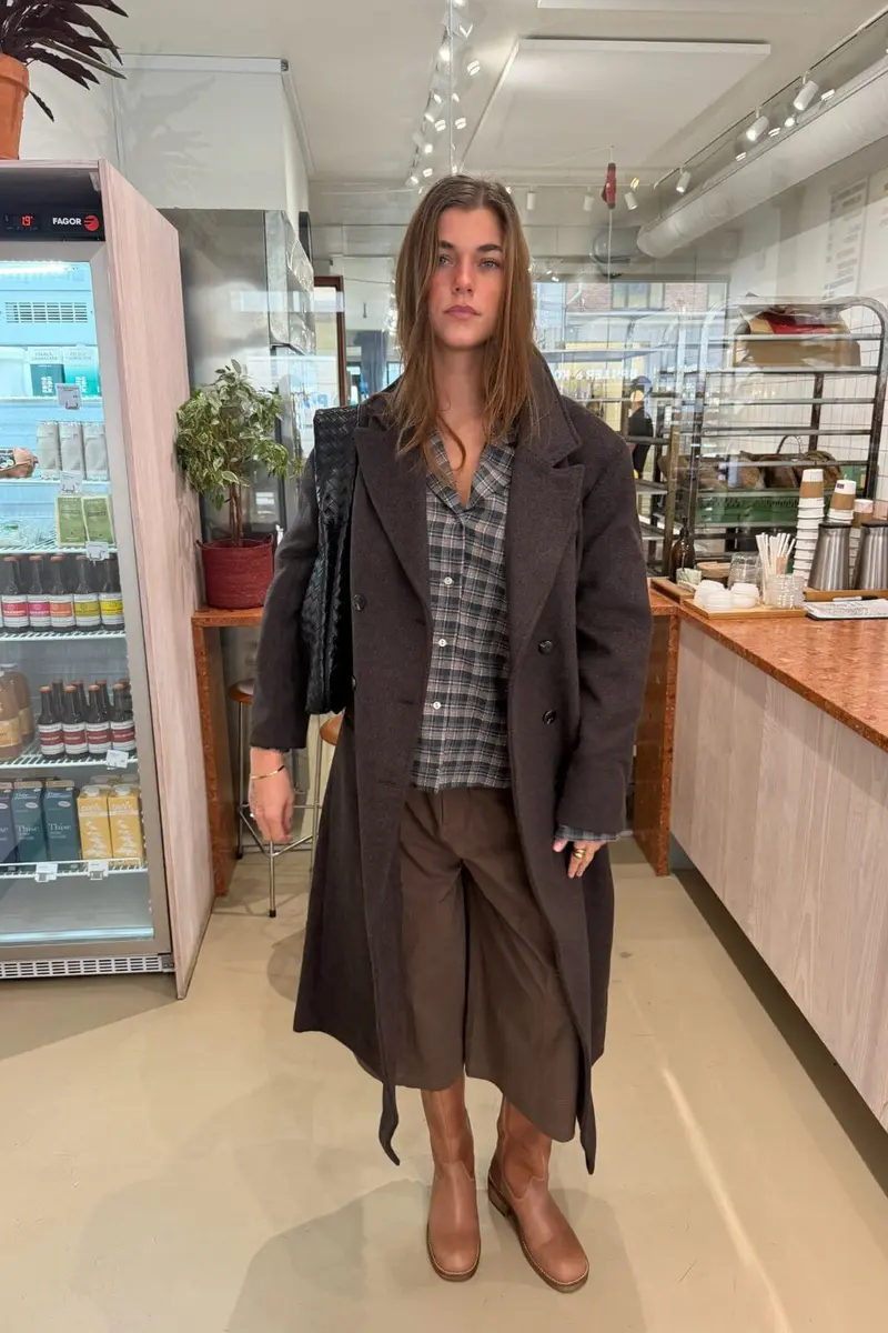 Dear Molly - Cargo Long Shorts  Ch172015b  - Dark Brown