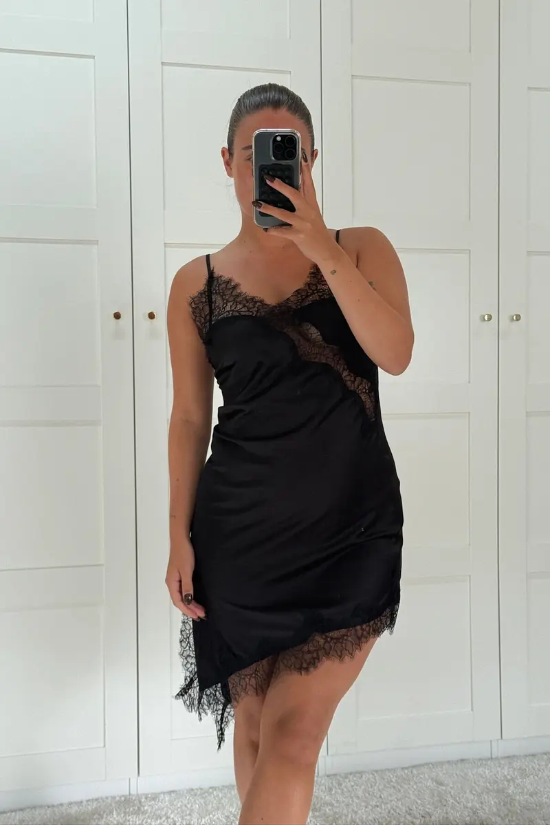 Dear Molly - Lace Midi Dress - Black