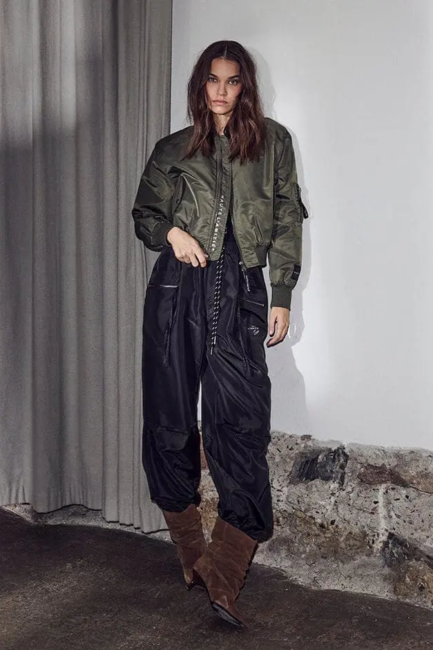 Haute L'Amitié - Cargo Zip Pocket Pant HL10654 - Black