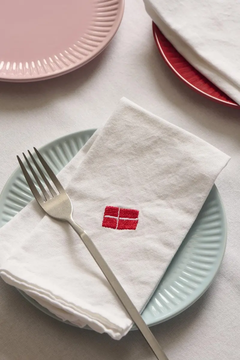 Ib Laursen - Stofserviet m/dansk flag hvid - Bomuld, Polyester - 63026-11