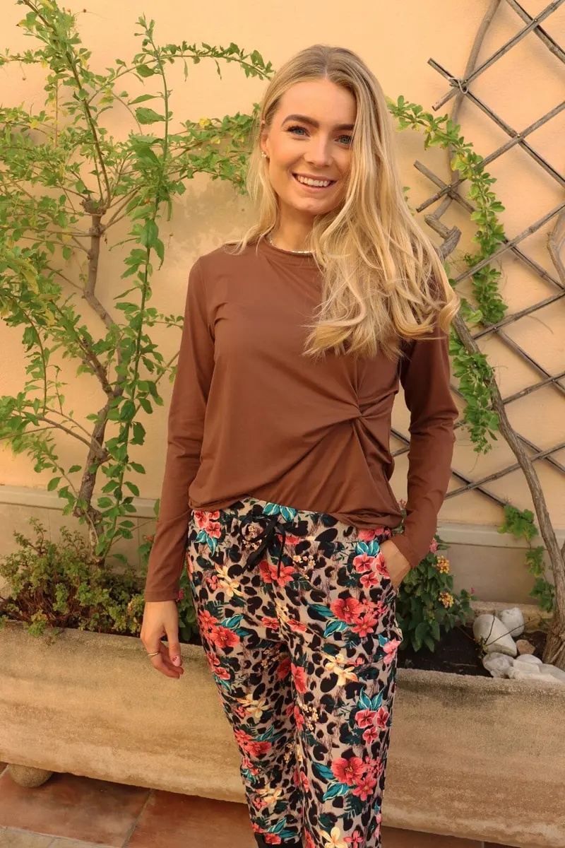 Liberte - Alma-Ls-Twist-Top 22148 - Milk Chocolate