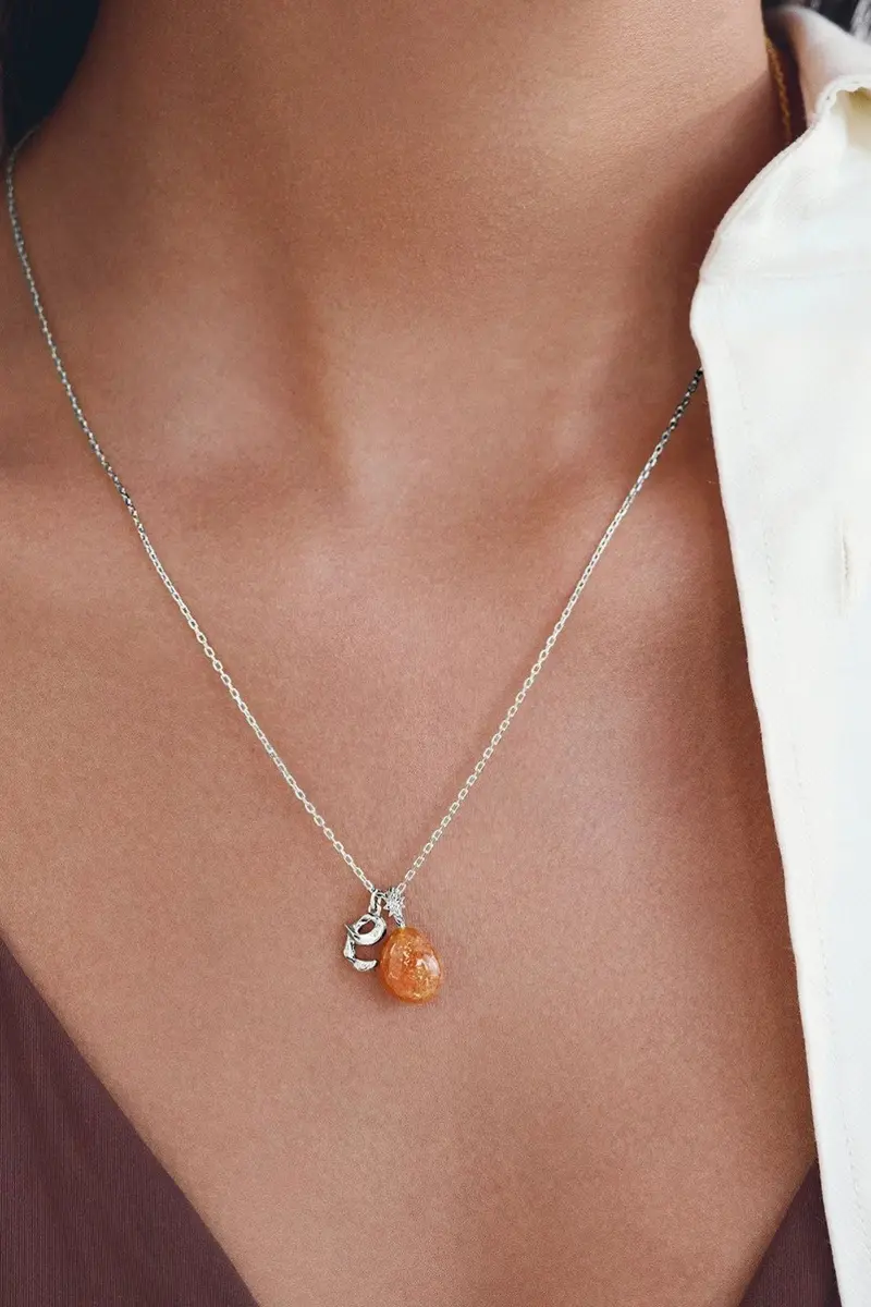 Maanesten - Sunstone Fire Pendant - 2829c