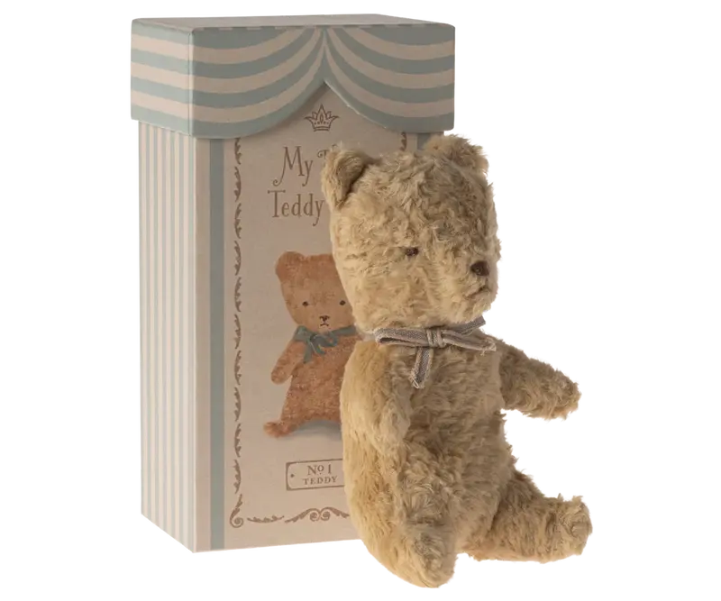 Min første bamse, Sand