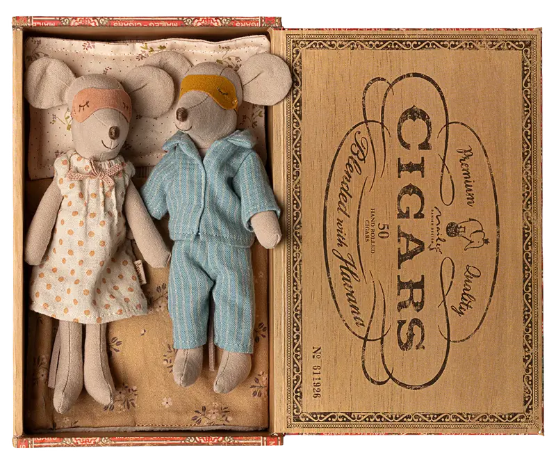 MUS MOR OG FAR I CIGARBOX AW25