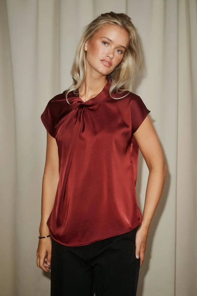 Neo Noir - Fleur Drapy Satin Blouse 160990 - 174 - Burgundy