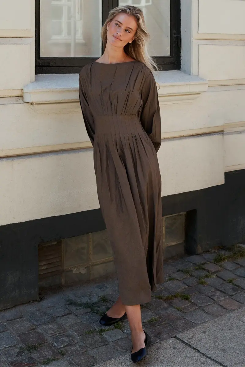 Neo Noir - Kankata Dress 166657 - 811 - Dark Taupe