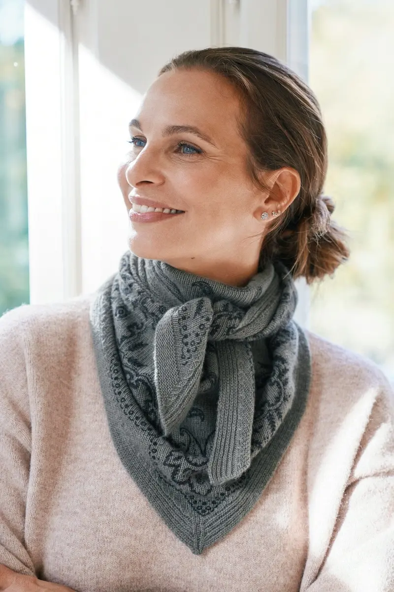 Neo Noir - Lolana Paisley Knit Scarf 170741 - 133 - Grey Melange