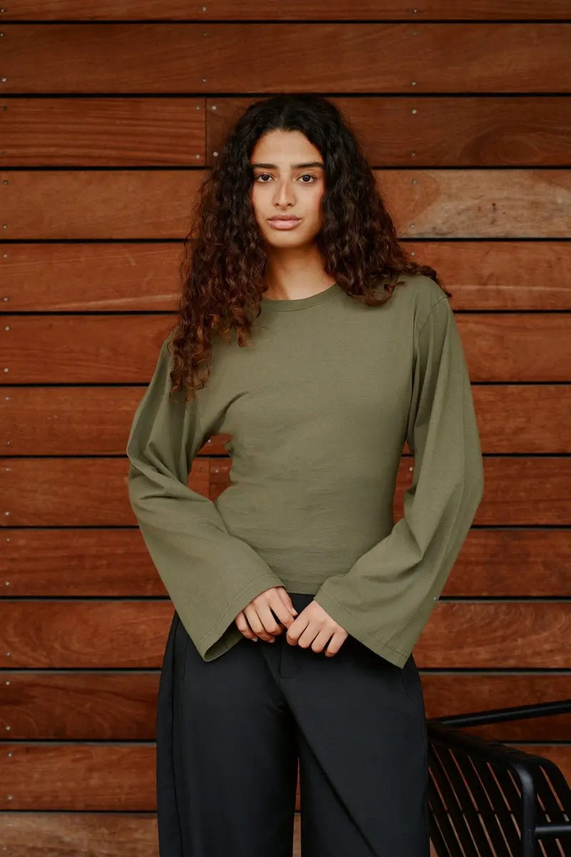 Neo Noir - Paska Boxy Long Tee 165973 - 151 - Army