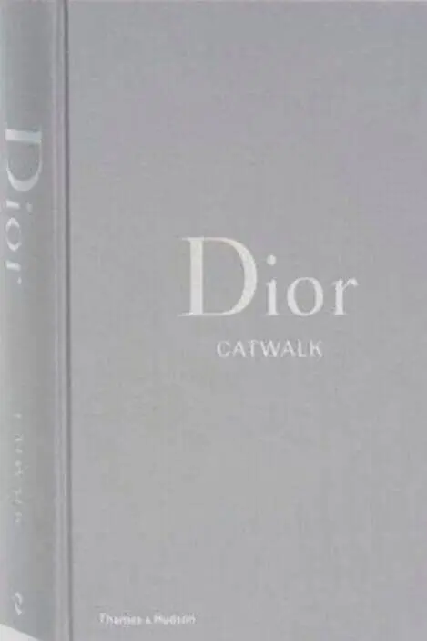 New Mags - Dior Catwalk TH1011