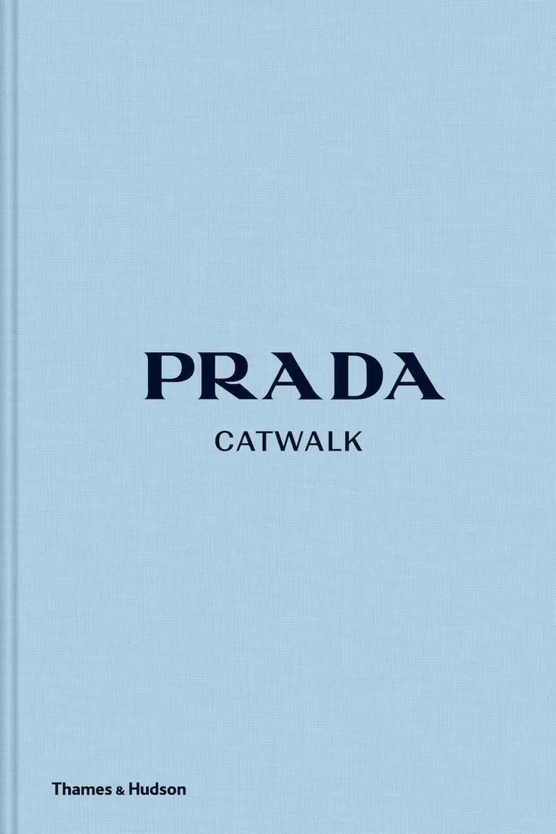 New Mags - Prada Catwalk TH1062