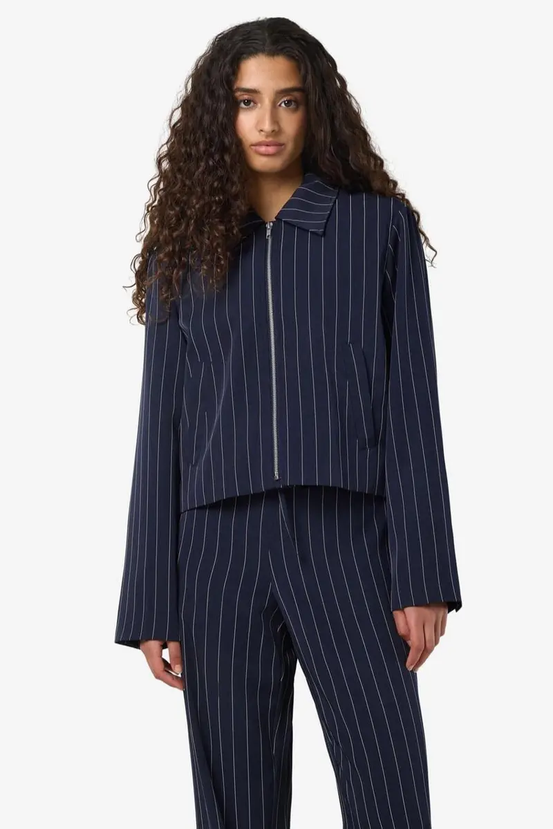 Noisy May - Nmella L/S Pinstripe Jacket Fwd - 4896947 Navy Blazer White