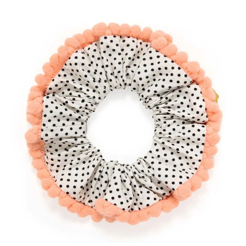 Plume Scrunchie, Anna