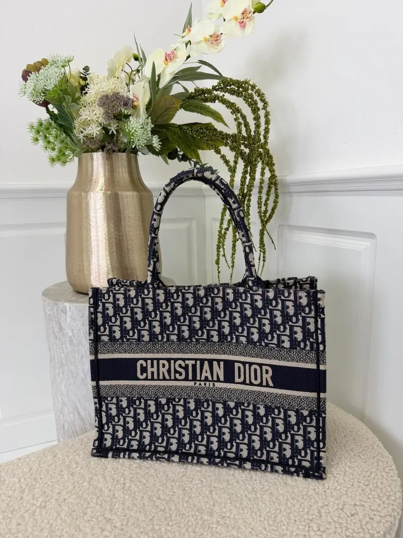 Preloved Vintageline X Molly&My - Christian Dior Book Tote – Oblique Canvas I Medium - Logo