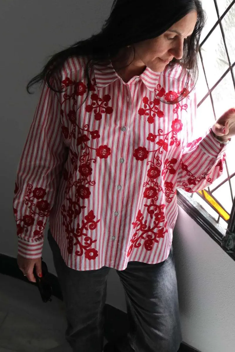 Sissel Edelbo - Cora Shirt Se 2008 - Red Flower