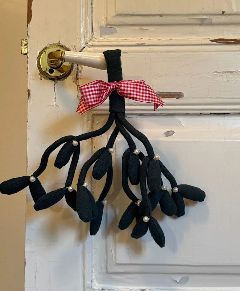 Sissel Edelbo - Mistletoe Se 1743 - Forrest