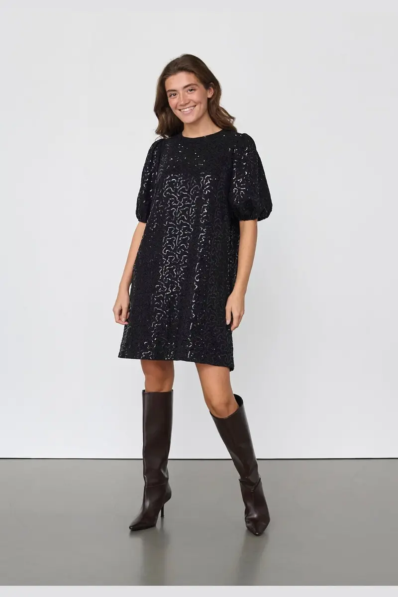 Sisters Point - Gemba-Dr1 20730 - 000 - Black