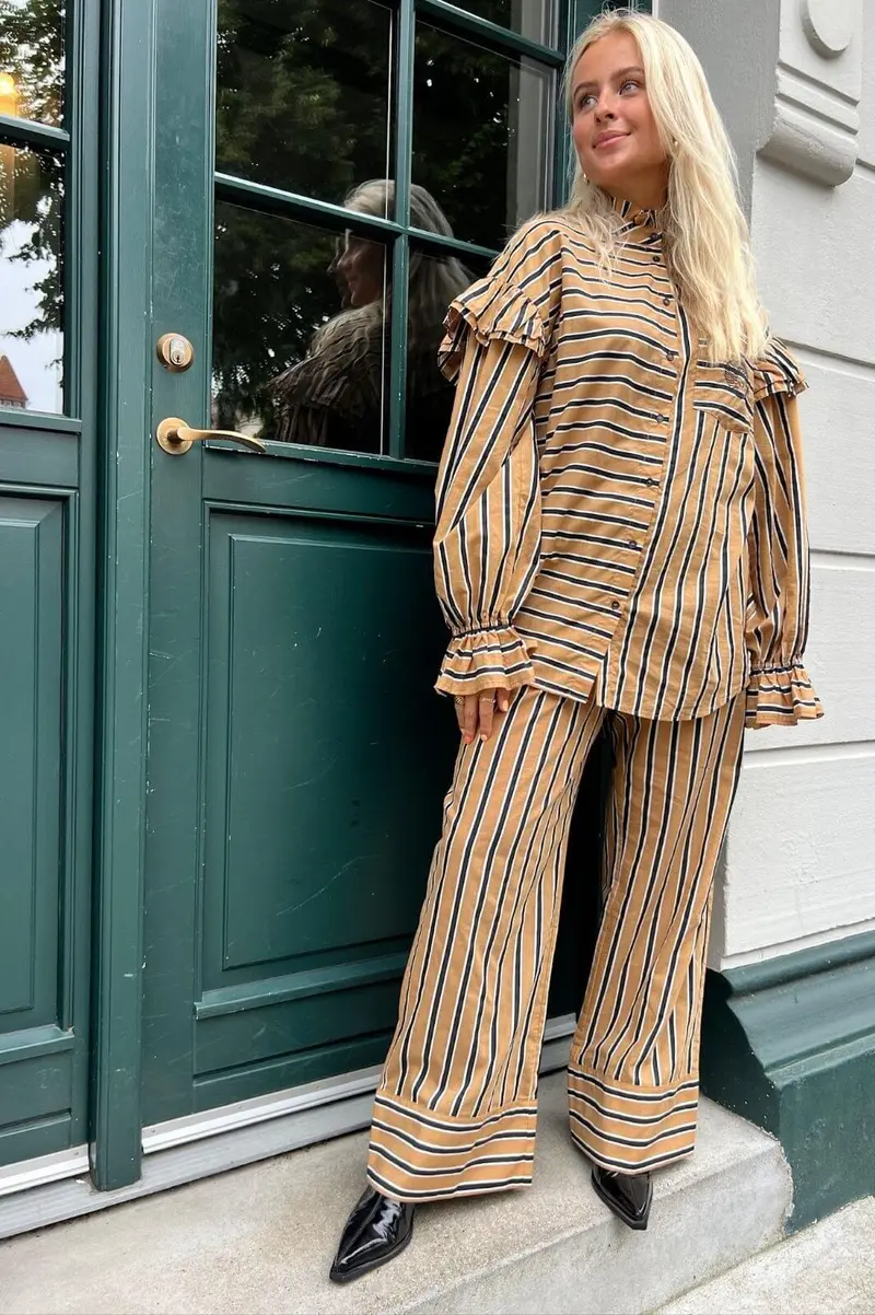 Stories From The Atelier By Copenhagen Shoes - When You Listen Pants - 0896 Golden Stripes