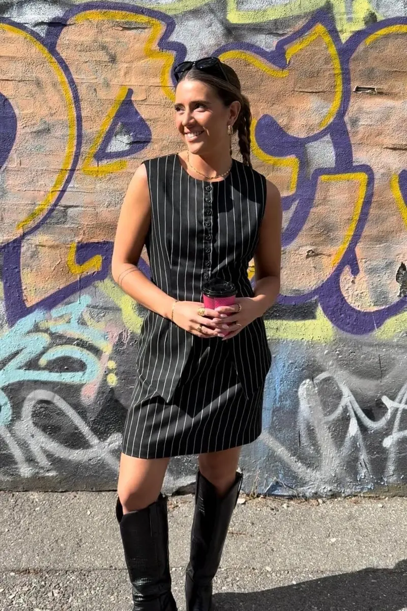 Yellow Lane - Tilde Stripe Skirt 166146 - 100 - Black